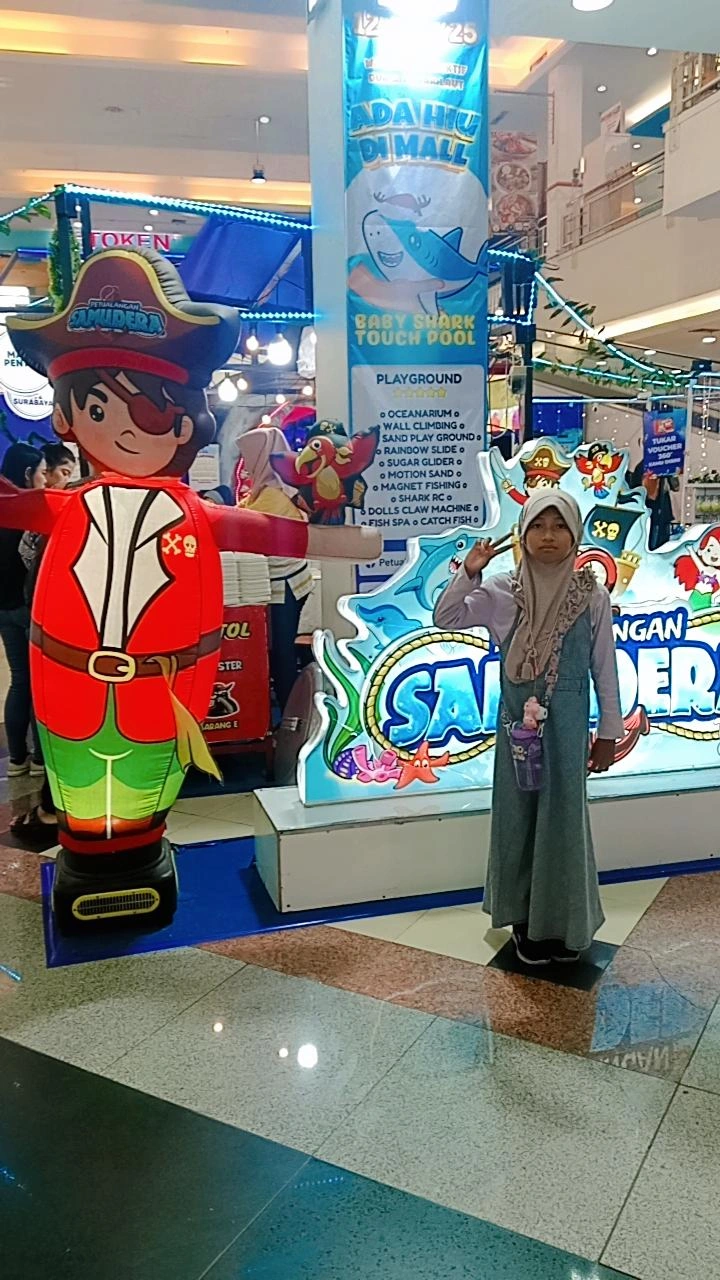 Petualangan Samudera, Menikmati Wahana Interaktif Dunia Bawah Laut dalam Mall