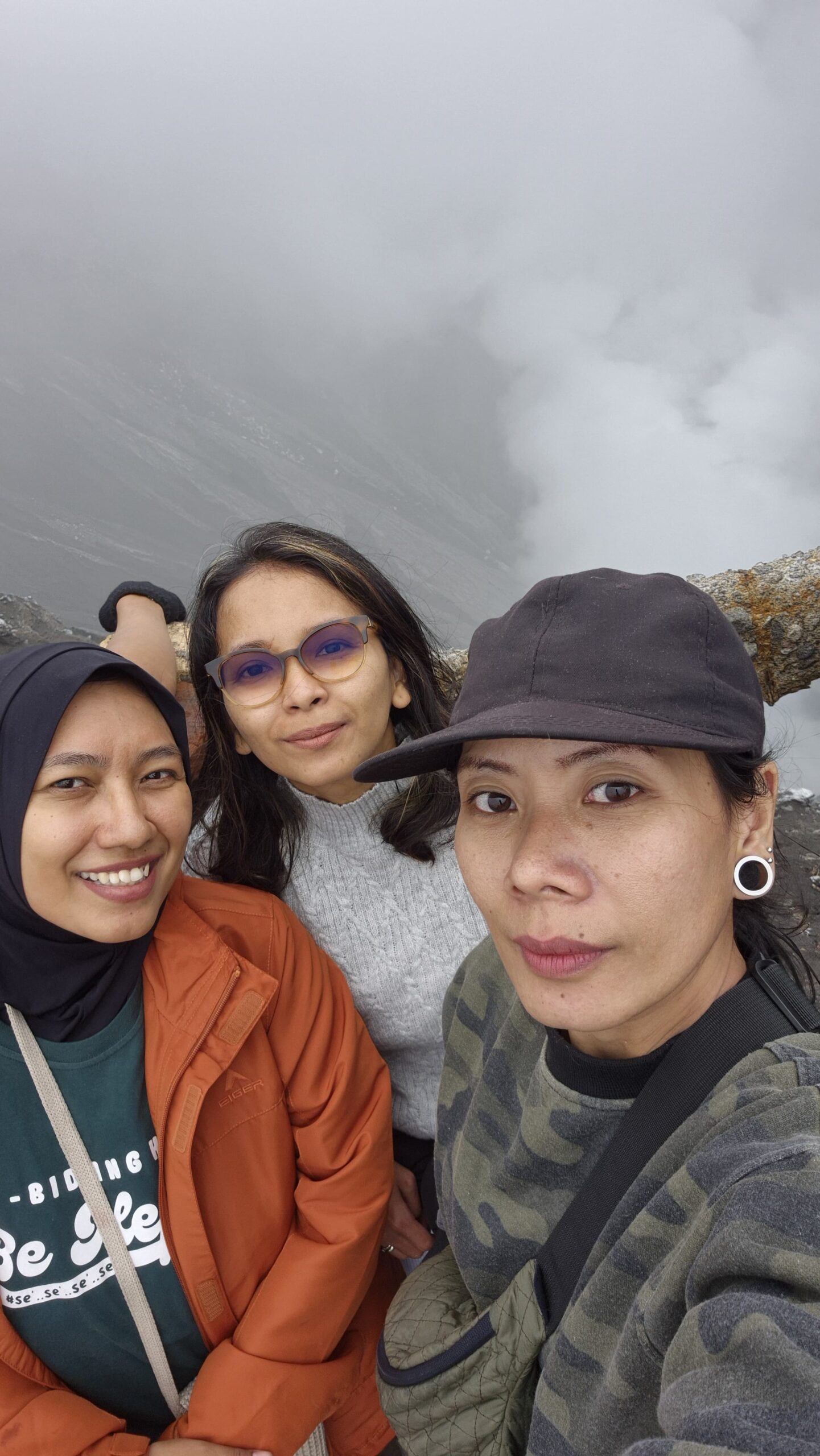 Liburan Dadakan Bareng Bestie